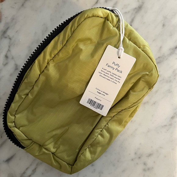 NWT BAGGU Puffy Fanny Back in Pistachio - Picture 6 of 6